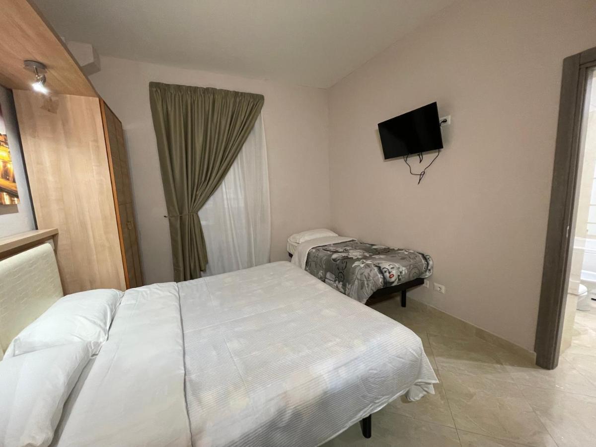Ambasada Suite Roma Exterior foto